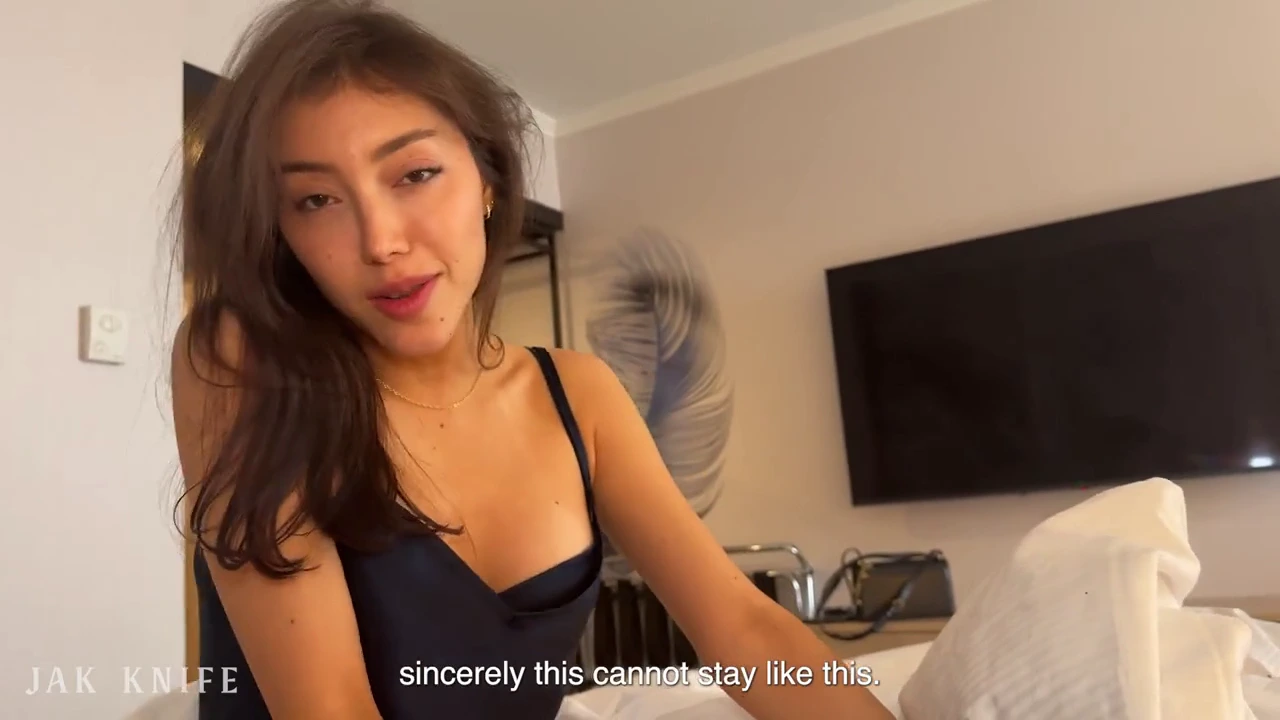 Ruth Lee's body language tells it all in this hot scene. porn video